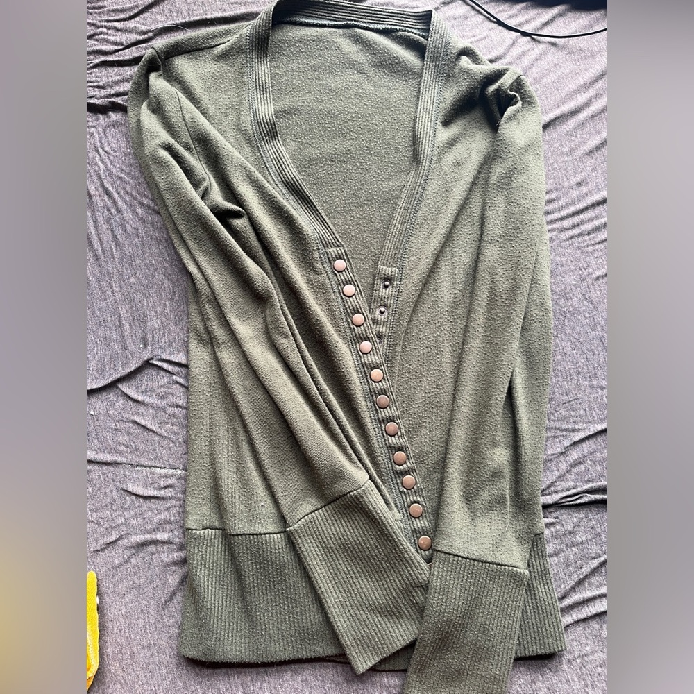 Amaryllis green cardigan